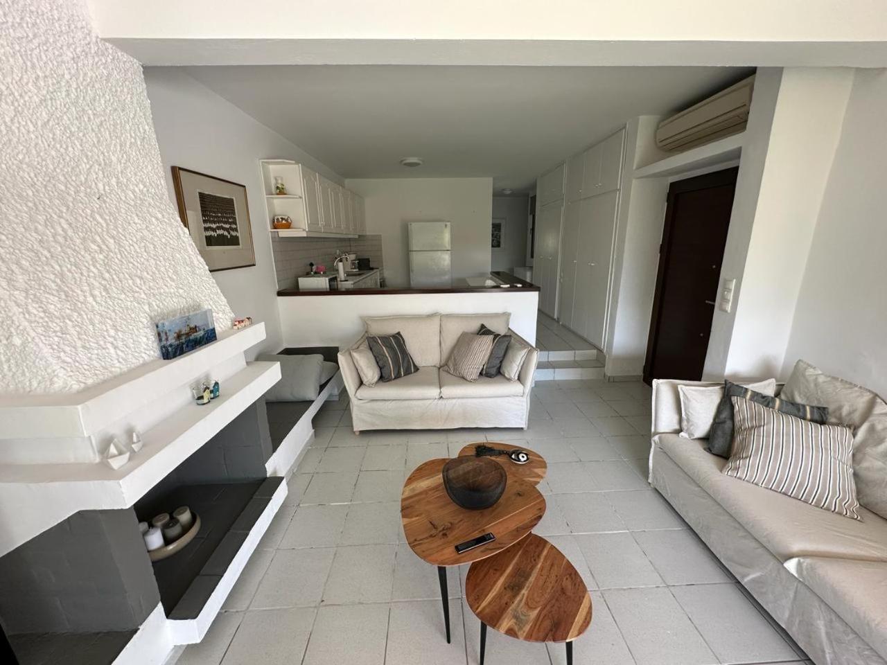 Porto Hydra - 44 *